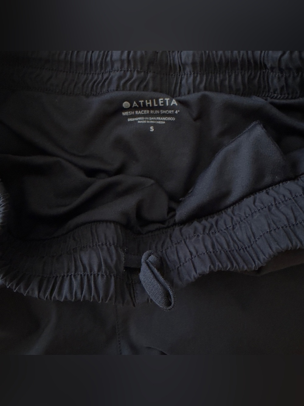 Athleta Mesh Racer Run Mid Rise 4" Short - Picture 5 of 5